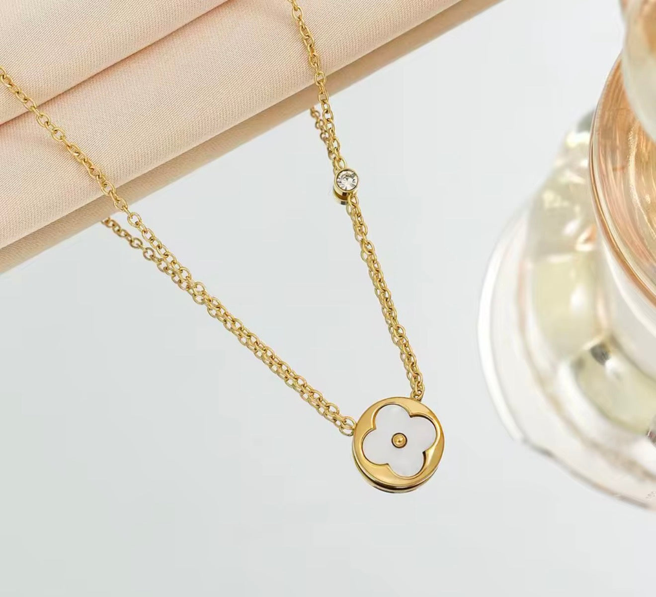 White flower necklace