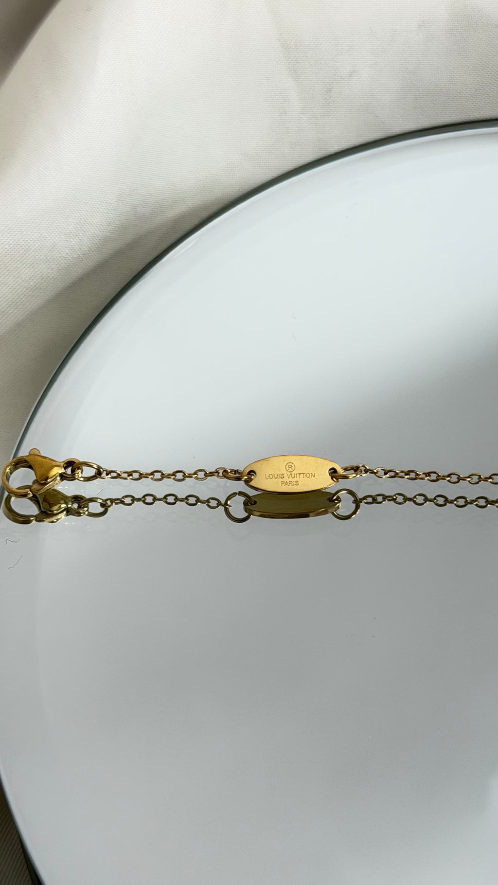 limited Lv diamond bracelet