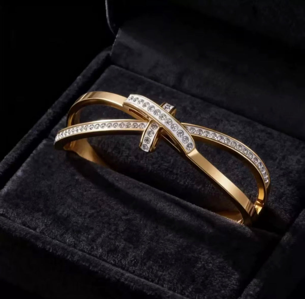 Kylie bangle