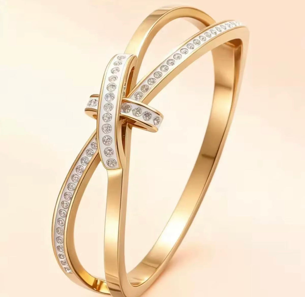 Kylie bangle