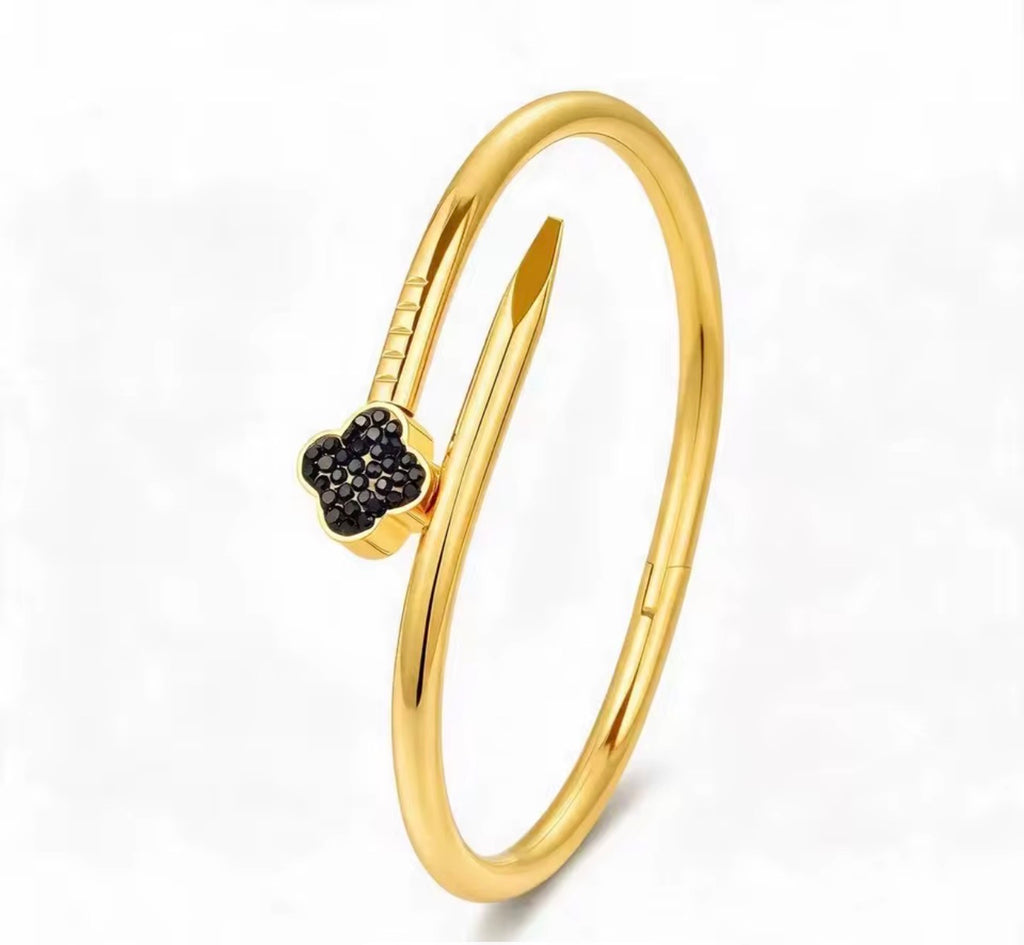 Flower sparkle bangle