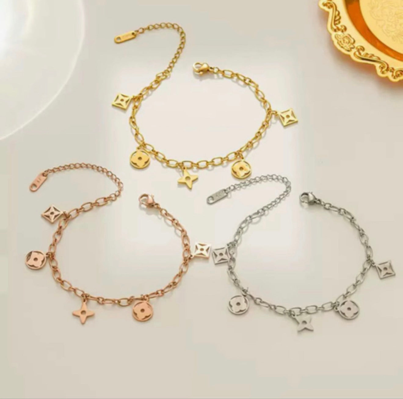 Flower star bracelet 2