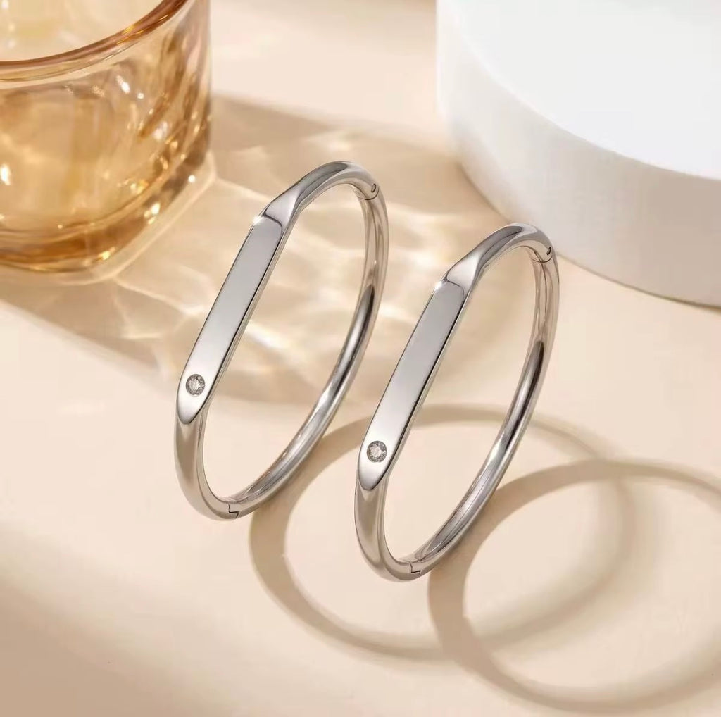 Plain Engraving bangle